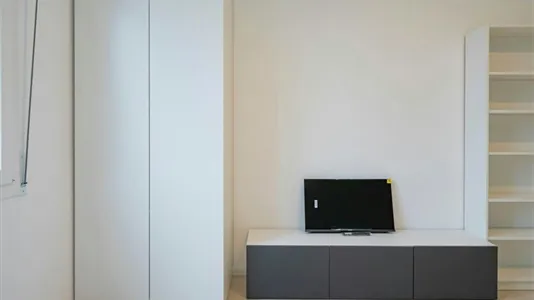 Apartments in Milano Zona 6 - Barona, Lorenteggio - photo 5