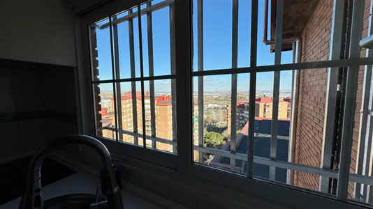 Rooms in Madrid Hortaleza - photo 9