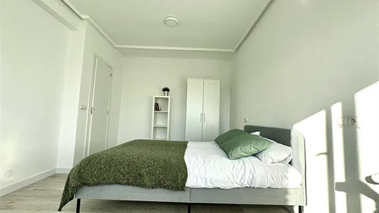 Rooms in Getafe - photo 9