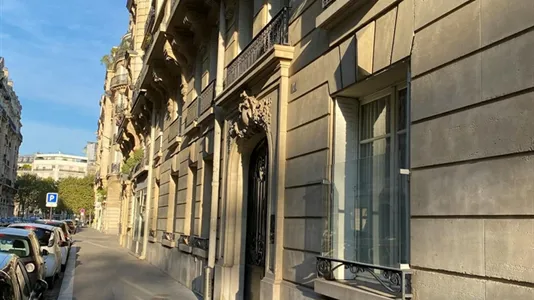 Apartments in Paris 15ème arrondissement - photo 9