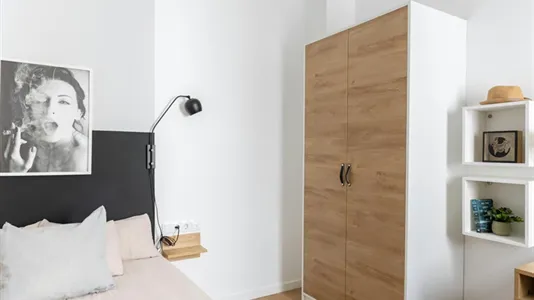 Rooms in Valencia L'Eixample - photo 8