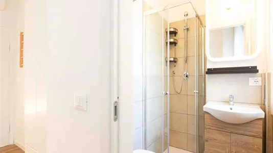 Rooms in Milano Zona 6 - Barona, Lorenteggio - photo 2
