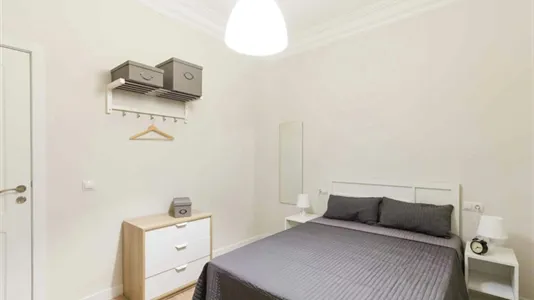 Rooms in Madrid Chamberí - photo 2