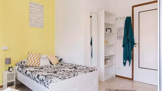 Rooms in Buccinasco - photo 5