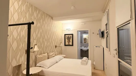 Apartments in Florence - photo 2