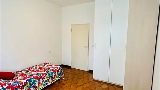 Rooms in Milano Zona 8 - Fiera, Gallaratese, Quarto Oggiaro - photo 6