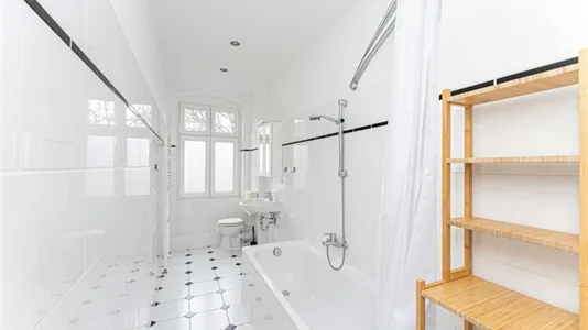 Rooms in Berlin Charlottenburg-Wilmersdorf - photo 10