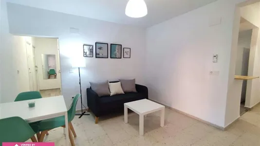 Rooms in Granada - photo 9