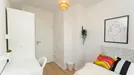 Room for rent, Berlin Neukölln, Berlin, <span class="blurred street" onclick="ProcessAdRequest(13045528)"><span class="hint">See streetname</span>[xxxxxxxxxxxxx]</span>