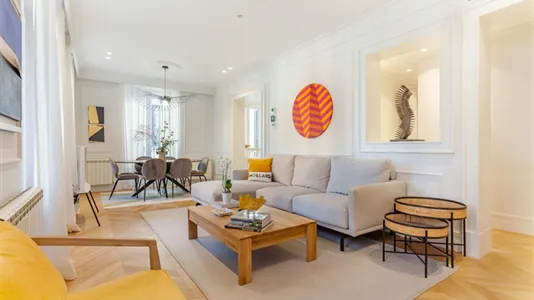 Apartments in Madrid Chamberí - photo 1