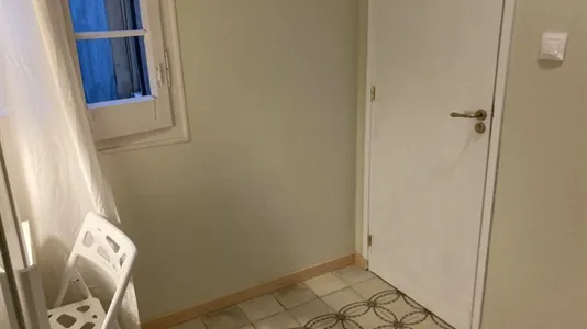 Rooms in Barcelona Eixample - photo 10