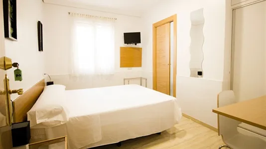 Apartments in Valencia Poblats Marítims - photo 4