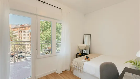 Rooms in Tavernes Blanques - photo 3