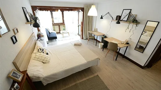 Rooms in Bilbao - photo 1