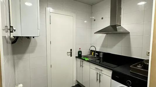 Rooms in Madrid Retiro - photo 10