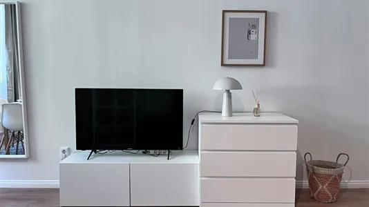 Apartments in Berlin Charlottenburg-Wilmersdorf - photo 9