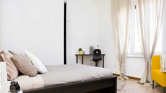 Rooms in Milano Zona 8 - Fiera, Gallaratese, Quarto Oggiaro - photo 2