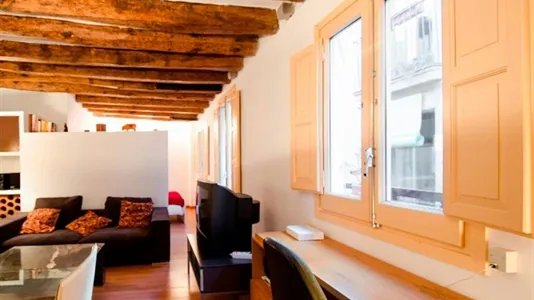 Apartments in Barcelona Ciutat Vella - photo 9