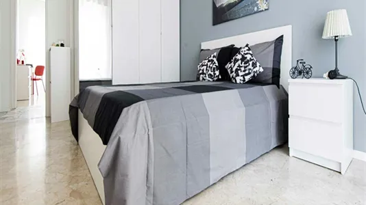 Rooms in Sesto San Giovanni - photo 1