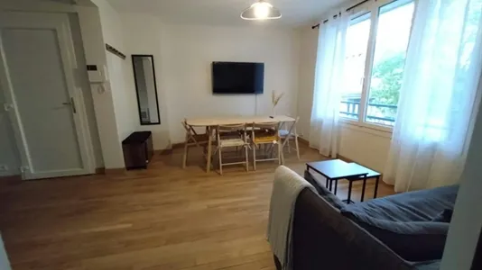 Apartments in Caen - photo 2