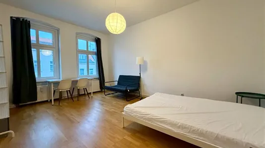 Apartments in Berlin Mitte - photo 4