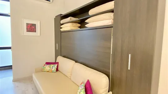 Apartments in Barcelona Eixample - photo 4