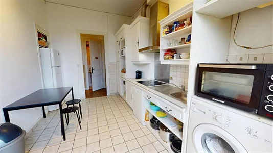 Rooms in Saint-Étienne - photo 2