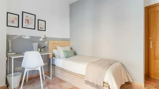 Rooms in Madrid Tetuán - photo 4