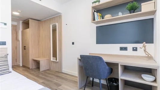 Rooms in Madrid Moncloa-Aravaca - photo 5