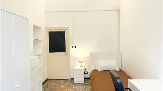 Rooms in Genoa - photo 6