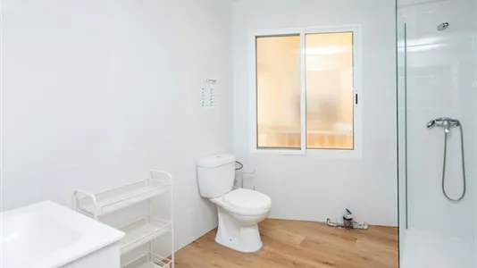 Rooms in Valencia Camins al Grau - photo 4