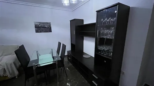 Rooms in Linares - photo 6