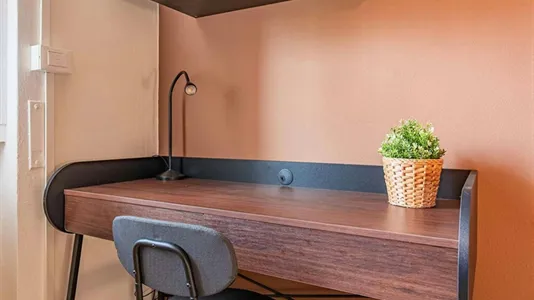 Rooms in Milano Zona 8 - Fiera, Gallaratese, Quarto Oggiaro - photo 5