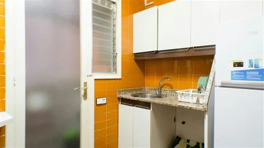 Rooms in Barcelona Eixample - photo 6