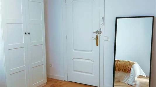 Rooms in Madrid Salamanca - photo 7