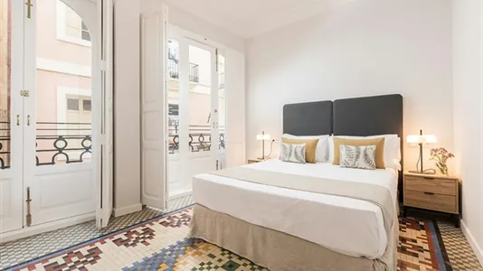 Apartments in Valencia Ciutat Vella - photo 10