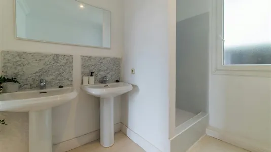 Rooms in Madrid Centro - photo 6