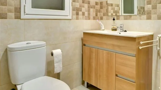 Rooms in Zaragoza - photo 10