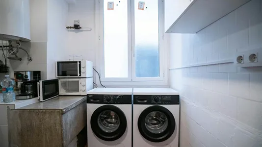 Rooms in Valencia Ciutat Vella - photo 8