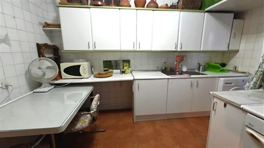 Rooms in Madrid Retiro - photo 10