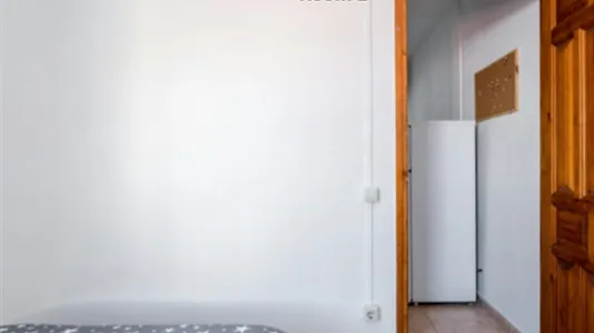 Rooms in Barcelona Ciutat Vella - photo 4