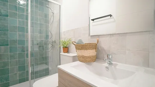 Rooms in Valencia Ciutat Vella - photo 10