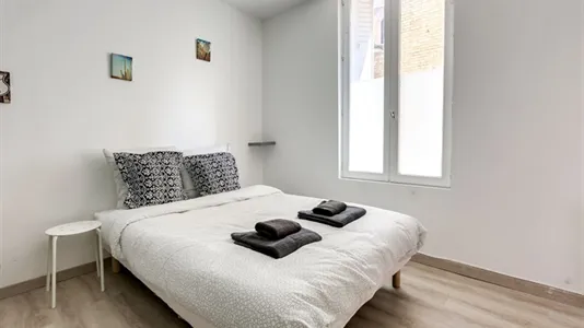 Apartments in Paris 14ème arrondissement - Montparnasse - photo 4