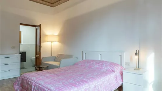 Rooms in Florence - photo 8