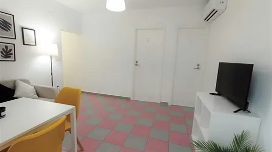 Rooms in Granada - photo 9