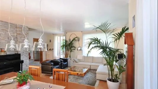 Rooms in Carate Brianza - photo 4