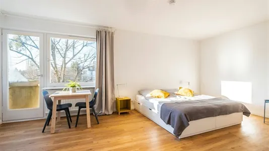 Apartments in Berlin Steglitz-Zehlendorf - photo 9