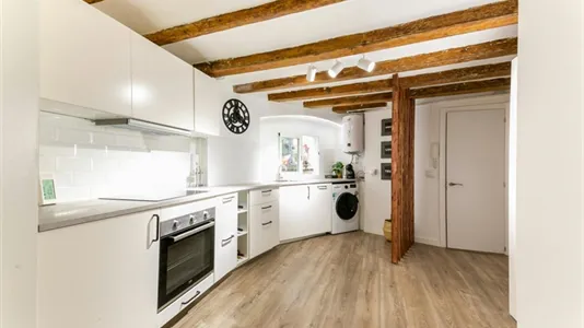 Apartments in Barcelona Ciutat Vella - photo 9