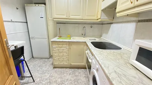 Rooms in Madrid Carabanchel - photo 7