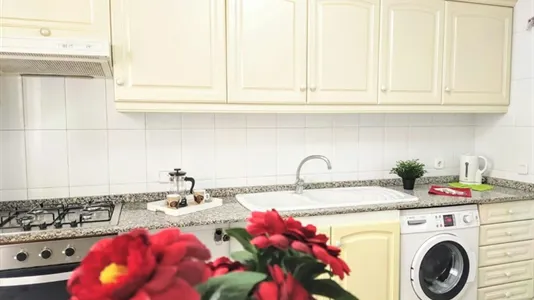 Rooms in Valencia Ciutat Vella - photo 10